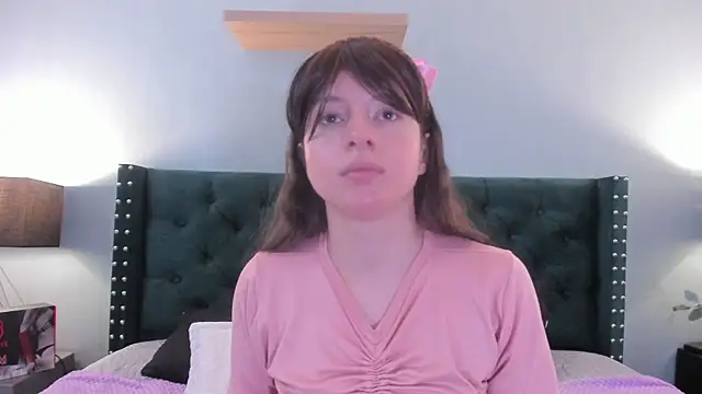 VioletaNova online show from May 11, 2:45 pm