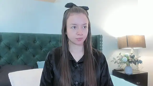 VioletaNova online show from May 18, 11:27 am