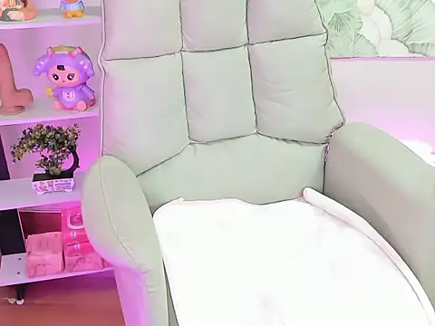 Snapshot of Mix-MiuMiu chatting on October 27, 3:43 am Mix-MiuMiu online show from October 27, 3:43 am