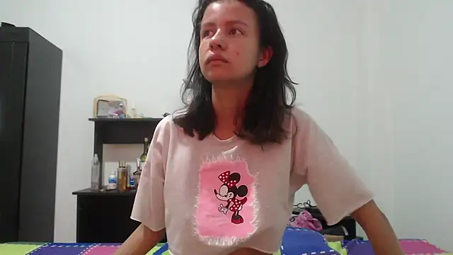 nathaly jones  online show from May 19, 12:22 pm