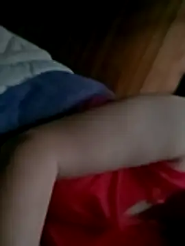 Snapshot of maple694 chatting on November 1, 1:18 am maple694 online show from November 1, 1:18 am