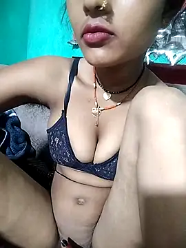 Snapshot of Maya_bhoji chatting on April 22, 11:28 pm Maya bhoji online show from April 22, 11:28 pm