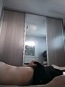 Snapshot of 12dery chatting on October 15, 7:25 pm 12dery online show from October 15, 7:25 pm