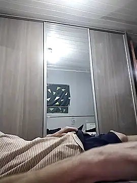 Snapshot of 12dery chatting on November 18, 2:32 pm 12dery online show from November 18, 2:32 pm