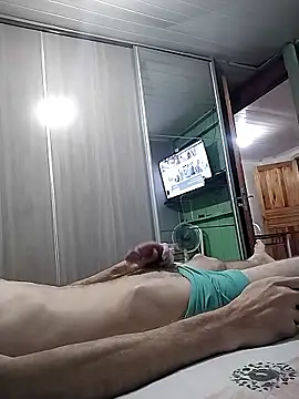 Snapshot of 12dery chatting on January 16, 10:58 pm 12dery online show from January 16, 10:58 pm