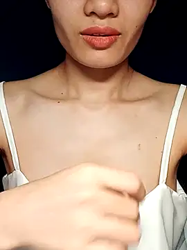 Snapshot of Hinna_x chatting on September 28, 1:22 am Hinna x online show from September 28, 1:22 am