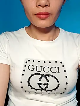 Snapshot of Hinna_x chatting on October 5, 5:06 am Hinna x online show from October 5, 5:06 am