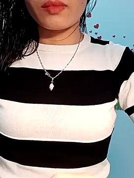 Hinna x online show from May 6, 12:21 pm