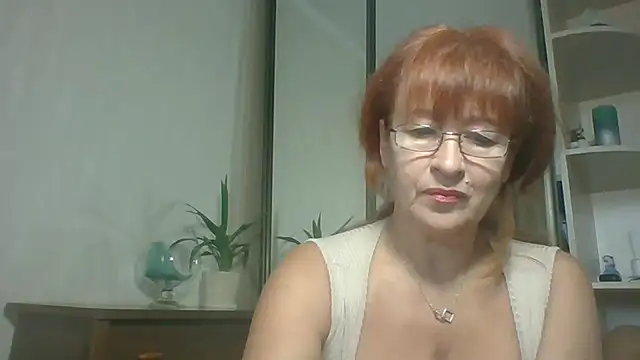 Marellaa online show from September 17, 6:15 am