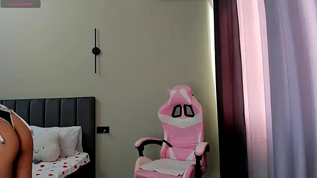 obokozu mai online show from September 26, 4:05 am