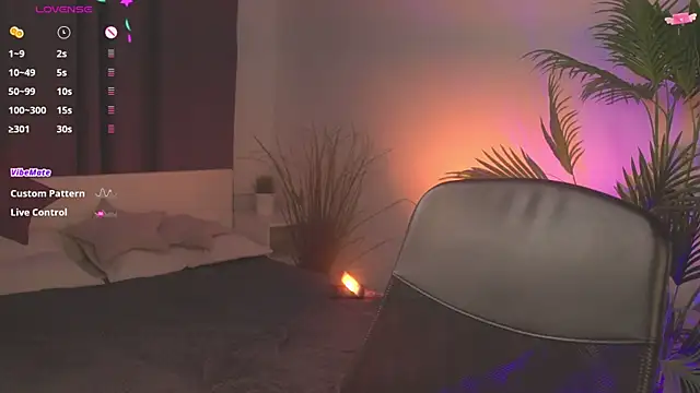 livia starwars online show from November 18, 9:30 pm