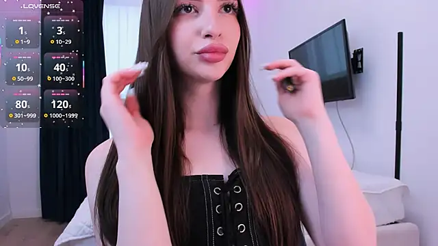 khloeyourangel online show from September 12, 3:45 pm