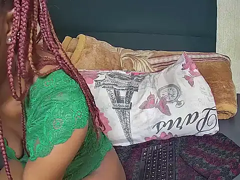Pretty miss devilxxx35 online show from June 27, 6:46 pm