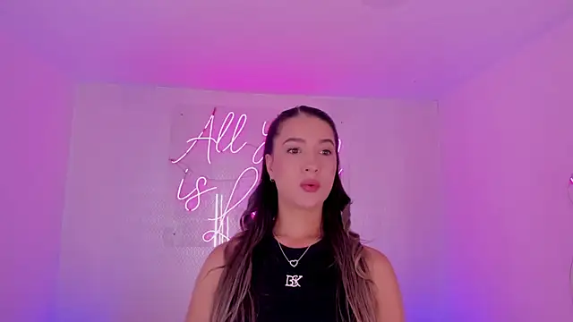 aleksandramiller  online show from May 9, 12:54 pm