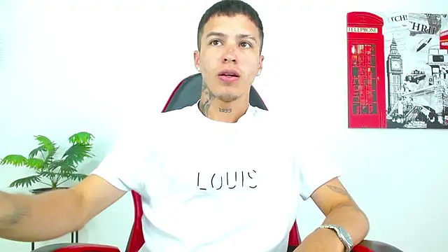 Snapshot of Cumandres18 chatting on March 24, 2:44 pm Cumandres18 online show from March 24, 2:44 pm