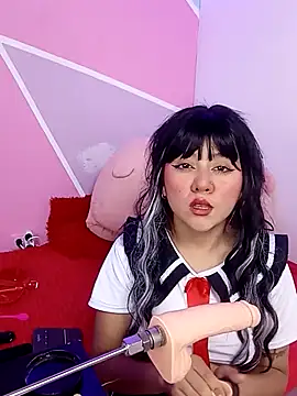 Snapshot of catalina_santana20 chatting on March 8, 4:55 pm catalina santana20 online show from March 8, 4:55 pm