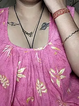 Shiny HOT01 online show from October 25, 5:48 am