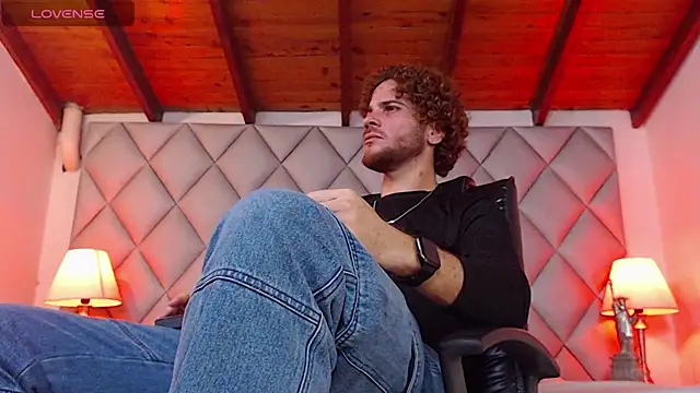 Luan Santana  online show from September 10, 1:38 am