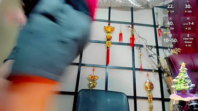 Madison Mujica online show from November 30, 11:14 am