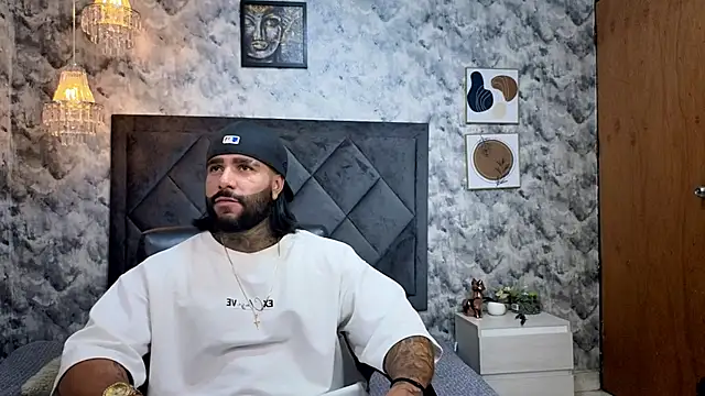 Apolo rousse1 online show from October 5, 9:13 pm