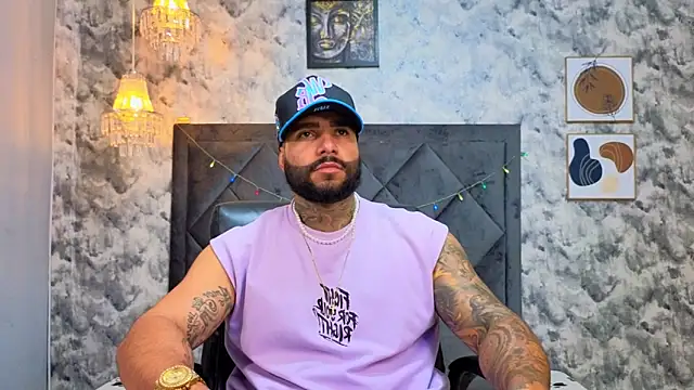 Apolo rousse1 online show from December 4, 8:39 pm