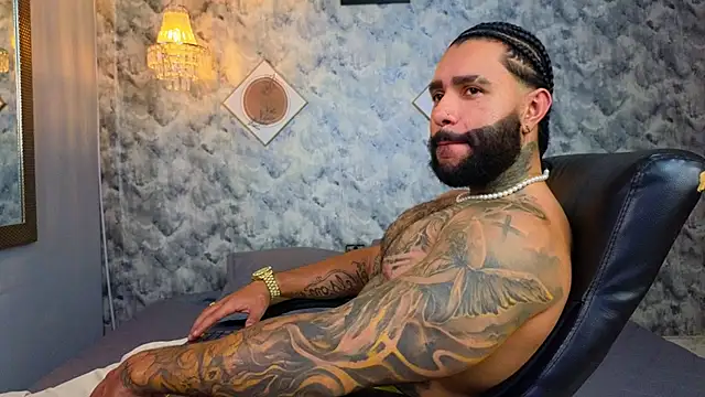 Apolo rousse1 online show from December 19, 7:43 pm