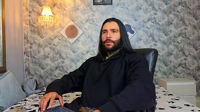 Apolo rousse1 online show from January 11, 8:03 pm