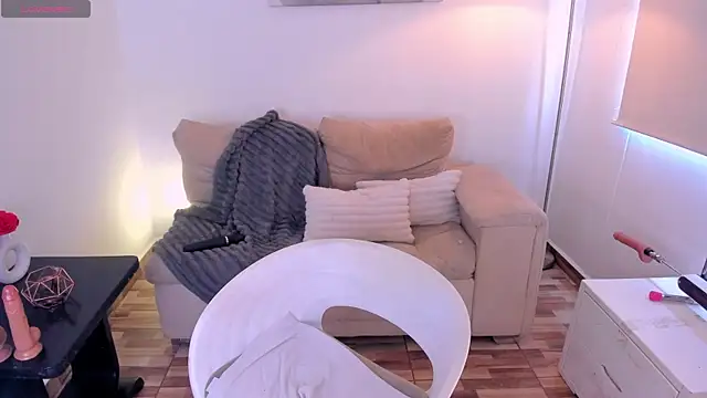 Agatha brown1 online show from April 28, 3:50 pm