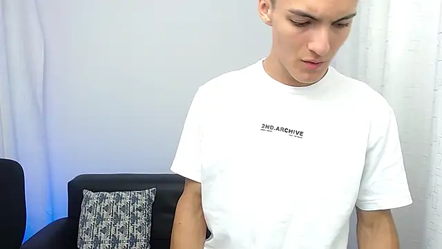 Matiius18 online show from November 10, 2:05 pm