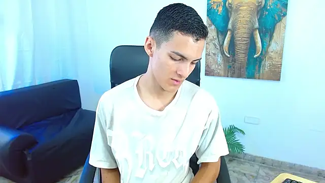 Matiius18 online show from April 28, 1:16 pm