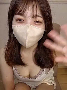 Snapshot of Sakura-japanese- chatting on April 15, 12:28 am Sakura-japanese- online show from April 15, 12:28 am