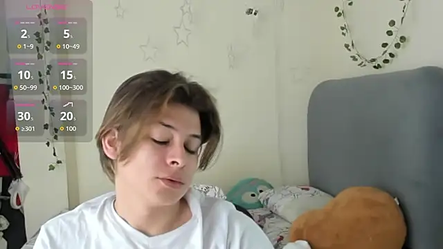 Felix art online show from October 4, 7:56 pm