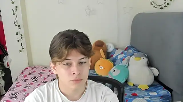 Felix art online show from October 19, 6:52 pm