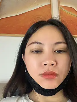 zhizhinaigai online show from May 12, 2:52 am