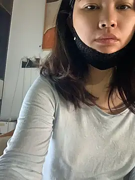 zhizhinaigai online show from May 18, 3:46 am