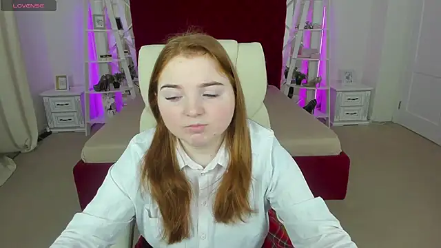 KattyRose8 online show from May 7, 5:35 am