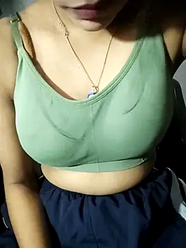 Snapshot of Nikita-Singh88 chatting on October 6, 3:48 am Nikita-Singh88 online show from October 6, 3:48 am