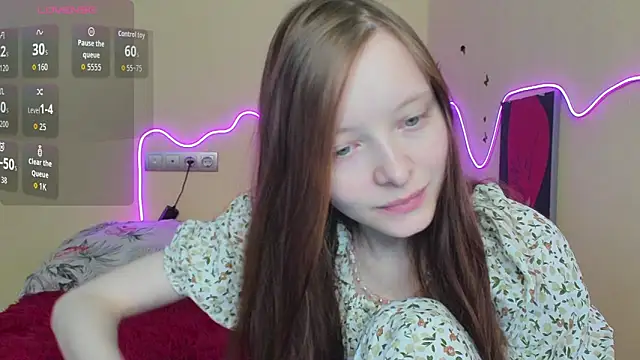 AliceHaris online show from October 1, 3:01 am