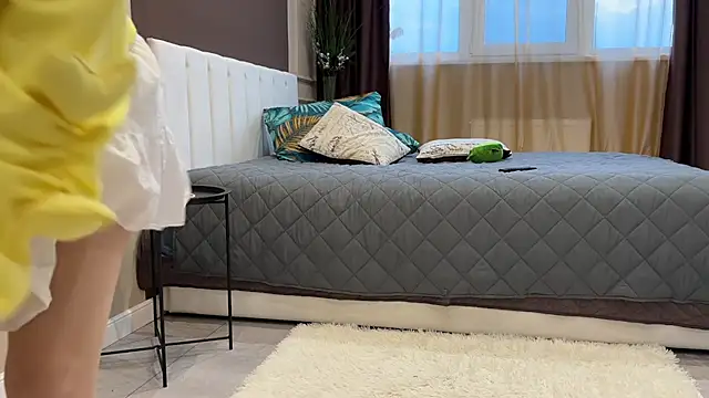 daniellia  online show from March 17, 3:15 pm