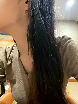 Snapshot of MengMeng0515 chatting on January 11, 11:59 am MengMeng0515 online show from January 11, 11:59 am