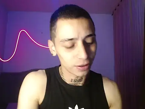 xalejo max online show from September 26, 1:31 am