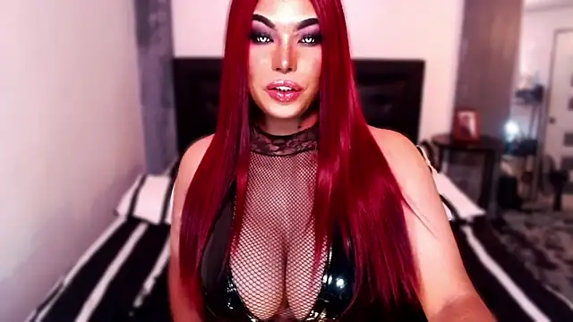 xTrixieMae online show from February 21, 1:28 am