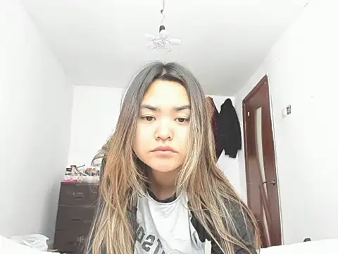 Snapshot of saika_blush chatting on February 17, 6:43 am saika blush online show from February 17, 6:43 am