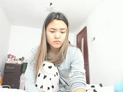 Snapshot of saika_blush chatting on February 20, 6:26 am saika blush online show from February 20, 6:26 am