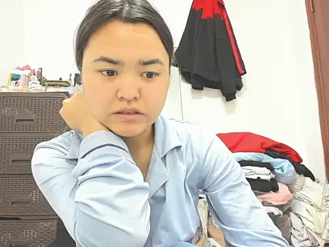 Snapshot of saika_blush chatting on February 25, 6:01 am saika blush online show from February 25, 6:01 am