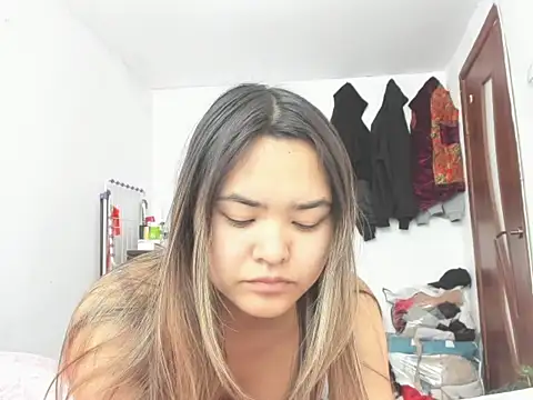 Snapshot of saika_blush chatting on March 17, 6:50 am saika blush online show from March 17, 6:50 am