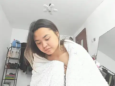 Snapshot of saika_blush chatting on May 13, 6:33 am saika blush online show from May 13, 6:33 am
