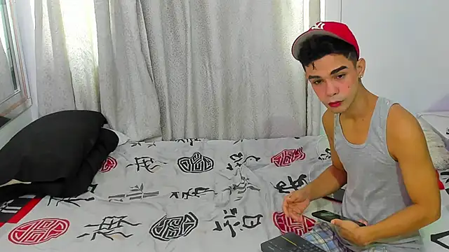 Snapshot of Violet_Dream2 chatting on November 16, 5:07 pm Violet Dream2 online show from November 16, 5:07 pm