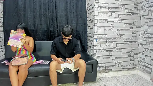 Snapshot of Crazy_Cult_Sex chatting on October 15, 1:44 pm Crazy Cult Sex online show from October 15, 1:44 pm