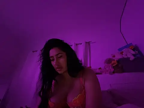 cherrybaibiee online show from April 25, 2:58 am